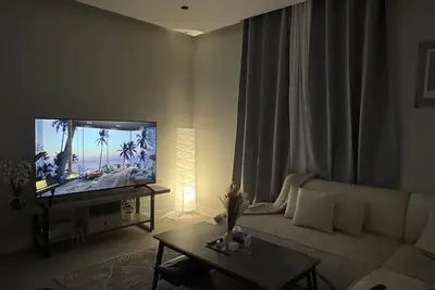Image de 1-bedroom apartment in Madinah, w/65 Smart Tv& self check-in
