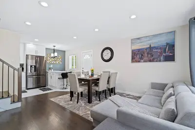 Image de Charming 3br/2ba Retreat in Villa Park – Comfort, Space & Convenience!