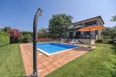 Image de Villa Kristina with Pool, Tar, Croatia