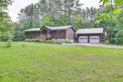 Image de River Access On-Site: Schroon Lake Gem on 21 Acres