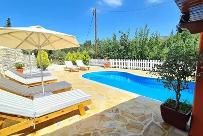 Image de Villa Nikolas - Maison avec piscine près d'Almyrida en Crète