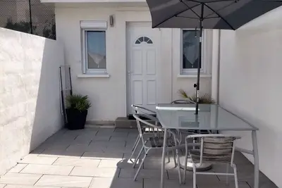 Image de Homerez - Studio Béziers, terrasse, parking.