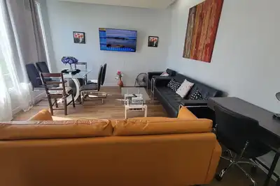 Image de 3 Bedroom House Near Calgary Airport and Downtown