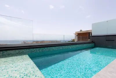 Image de Modern Two-Floor Townhouse Next to the Beach
