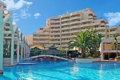 Image de Benal beach apartment 519