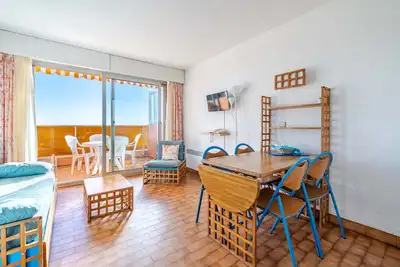 Image de Studio confortable avec Wi-Fi illimité, vue mer, pour 4 personnes à Roquebrune-Cap-Martin