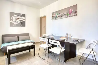 Image de Magnifique T2 Belle de Mai – Quartier Animé