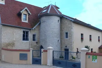 Image de Gîte de charme dans la vallée de l'Ognon avec spa