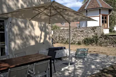 Image de Charmant gîte rénové avec terrasse et parking au cœur de Montagney
