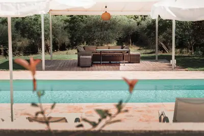 Image de Family friendly, fully equipped apartment with pool garden, near Corfu Town.