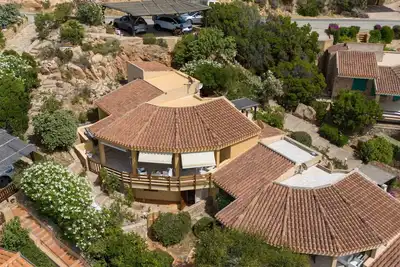 Image de Magnifique maison de vacances privée pour 6 personnes avec Wifi, climatisation, Tv et terrasse