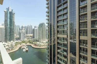 Image de Chic Apartment in Marina Sleeps 4 with Canal Views