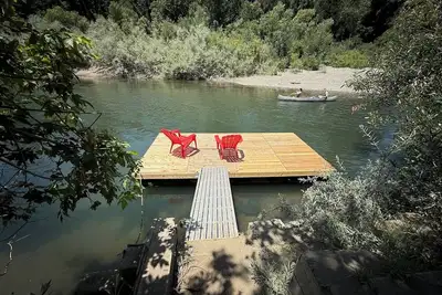 Image de Point of View! Stunning New & Epic Home! Private Dock! Hot Tub, Pups, WiFi