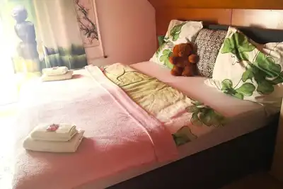 Image de 3-room apartment with spacious eat-in kitchen near Augsburg 60km to Munich