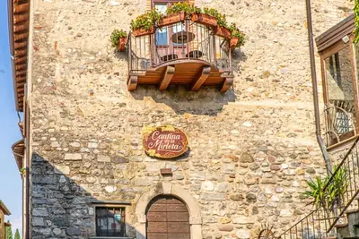 Image de The House in the Village