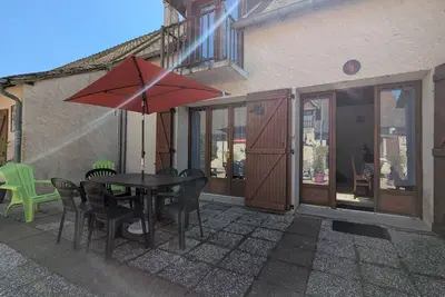 Image de Gîte en Berry avec Wi-Fi, Randonnée et Nature Sauvage
