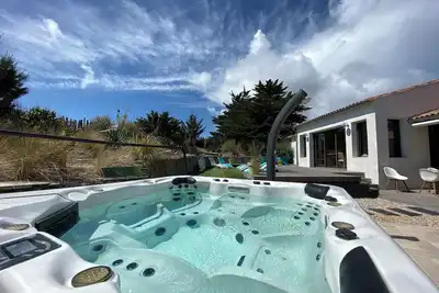 Image de Villa au pied de la Dune, 20m plage, Spa, Plancha, 3ch