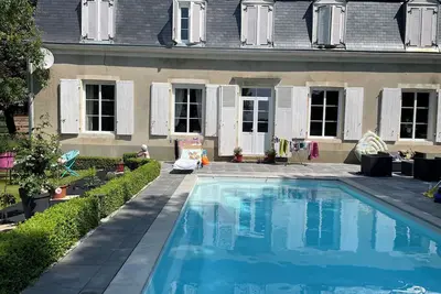 Image de 4 Chambres pour 12 couchages avec piscine et cuisine équipée Le Mans/Circuit 24h