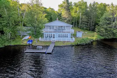 Image de Loon's Cove: Just listed! Experience Michigamme!