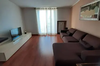 Image de Appartement 'La Casa Di Aldo' avec vue sur les montagnes, jardin partagé et balcon