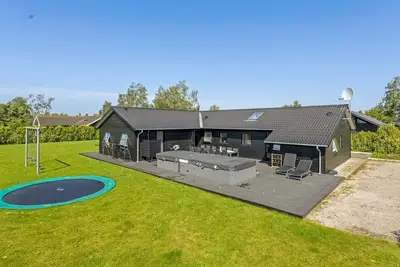 Image de \"Bernadine\" - 500m from the sea by Interhome