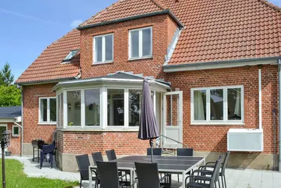Image de \"Albina\" - 4. 5km from the sea by Interhome