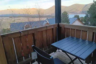 Image de Chalet 6 personnes à 200 mètres des pistes et vue lac de Matemale