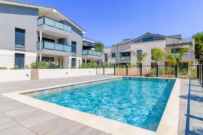 Image de Appartement lumineux avec terrasse, proche plage pour 5 personnes