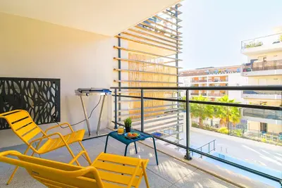 Image de Lumineux T3 au Lavandou avec Terrasse