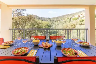 Image de Charmante villa moderne Ă Bormes-les-Mimosas avec grand jardin et parking