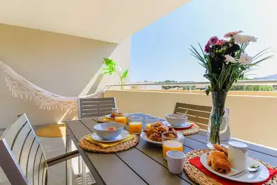 Image de Appartement 4 personnes avec piscine et grande terrasse proche mer