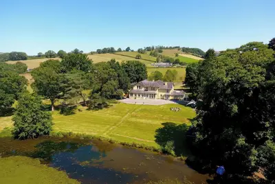 Image de The Retreat At Glanrannell Park House, family friendly in Llansawel