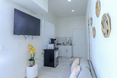 Image de Clean Cozy & Charming 2-bedroom Apt near Jetblue Park, Walmart & Rsw in Ft Myers