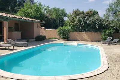 Image de 2 maisons en pierre 12 personnes\nPiscine 11*5\nSud Ardèche entre pins et garrigue
