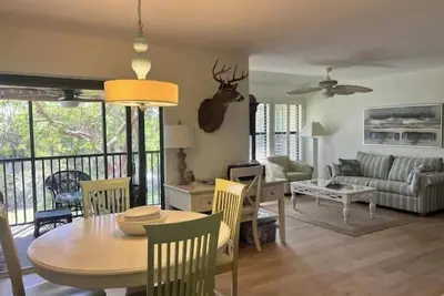 Image de Charming 2-bedroom condo with Ac, WiFi in serene Bokeelia Fl. With boat slip