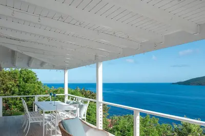Image de Northside Villa, Pool + Views, Near Magens Bay