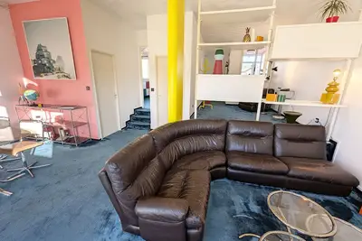 Image de Xanadu : maison design 80 - près du centre, au calme, spacieuse et lumineuse.