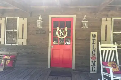 Image de Secluded Farm Cabin Stay w/Animals + Hot Tub + Private Pool & More!