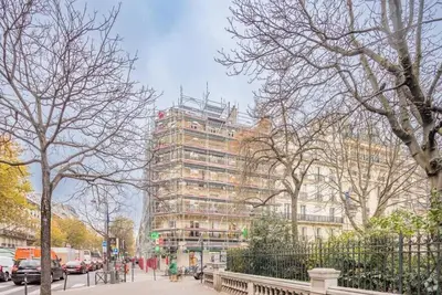Image de Spacious and Stylish Apartment in Marais– 70m², Sleeps Up to 10
