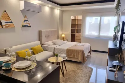 Image de Apartment with View / Swimming Pool / Gym / Cowork in Equipe