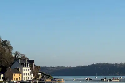 Image de Grande Maison de Famille avec Vue mer sur la baie de Morlaix,