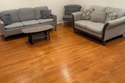Image de Beautiful 2 Br Downtown Apt near all tourist sites with free parking.