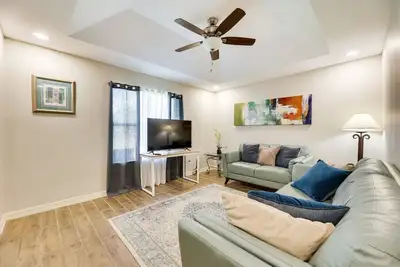 Image de Spacious Backyard: San Juan Home Near Border!