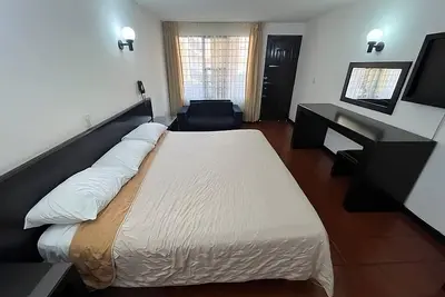 Image de Hotel Villa Capri, 1 triple bed 4 Guests