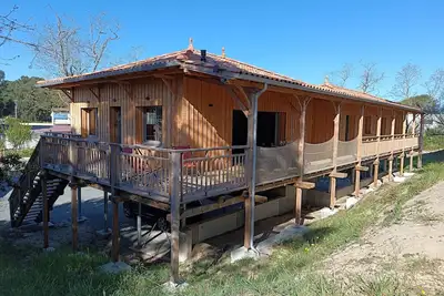 Image de Maison en bois sur pilotis - 4218