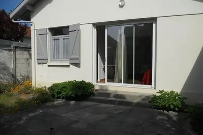 Image de Soulac Sur Mer Villa Ancienne Proche Marche - 6213