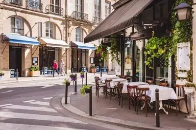 Image de 180m2 of Lavish Space-A real family home on Champs Elysees