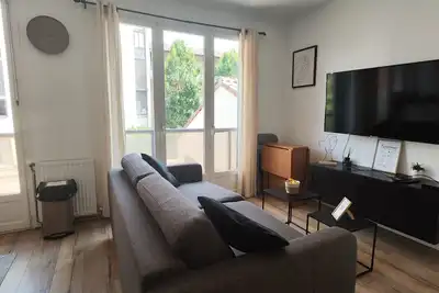 Image de Appartement design+ parking privé/ Métro à 5 min