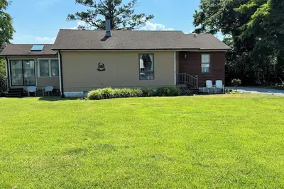 Image de Salty Sunset Cottage - Single Family Home- Bikes and Beach Gear-Close to town