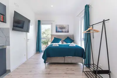 Image de LiT LiVING: Luxus | Box SprIng | Kitchen | Parking